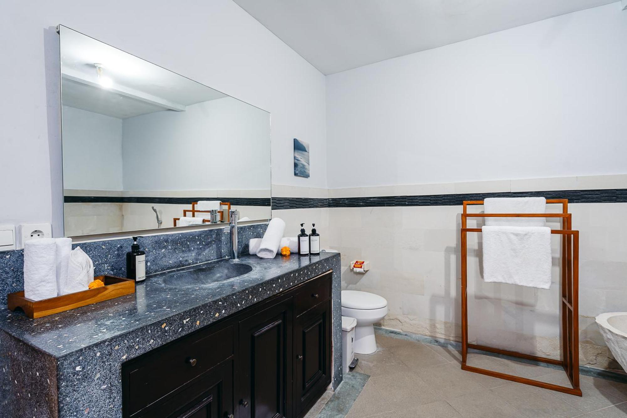 קנגו Mahayana Villa Batu Belig - Close To The Beach מראה חיצוני תמונה
